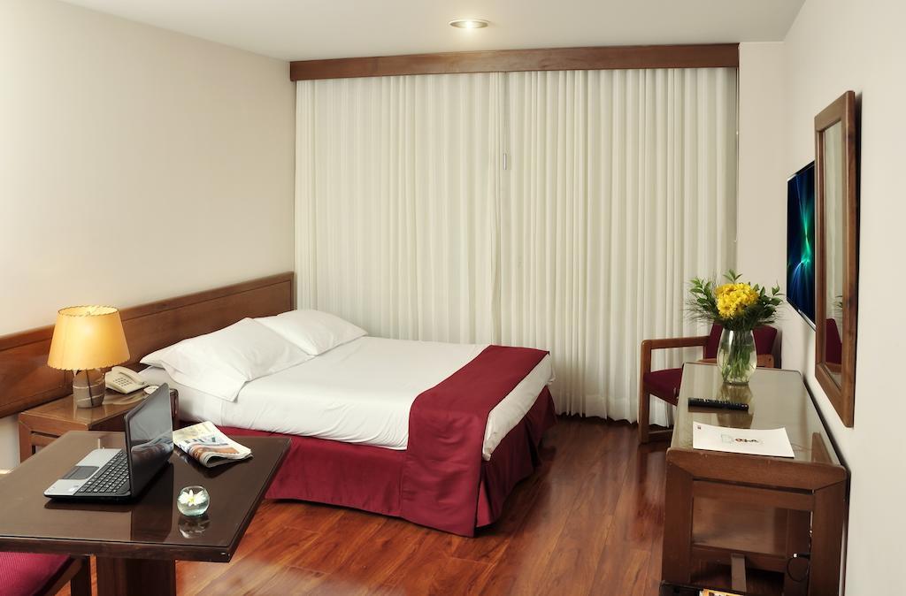 Hotel Boyaca Plaza トゥンハ エクステリア 写真